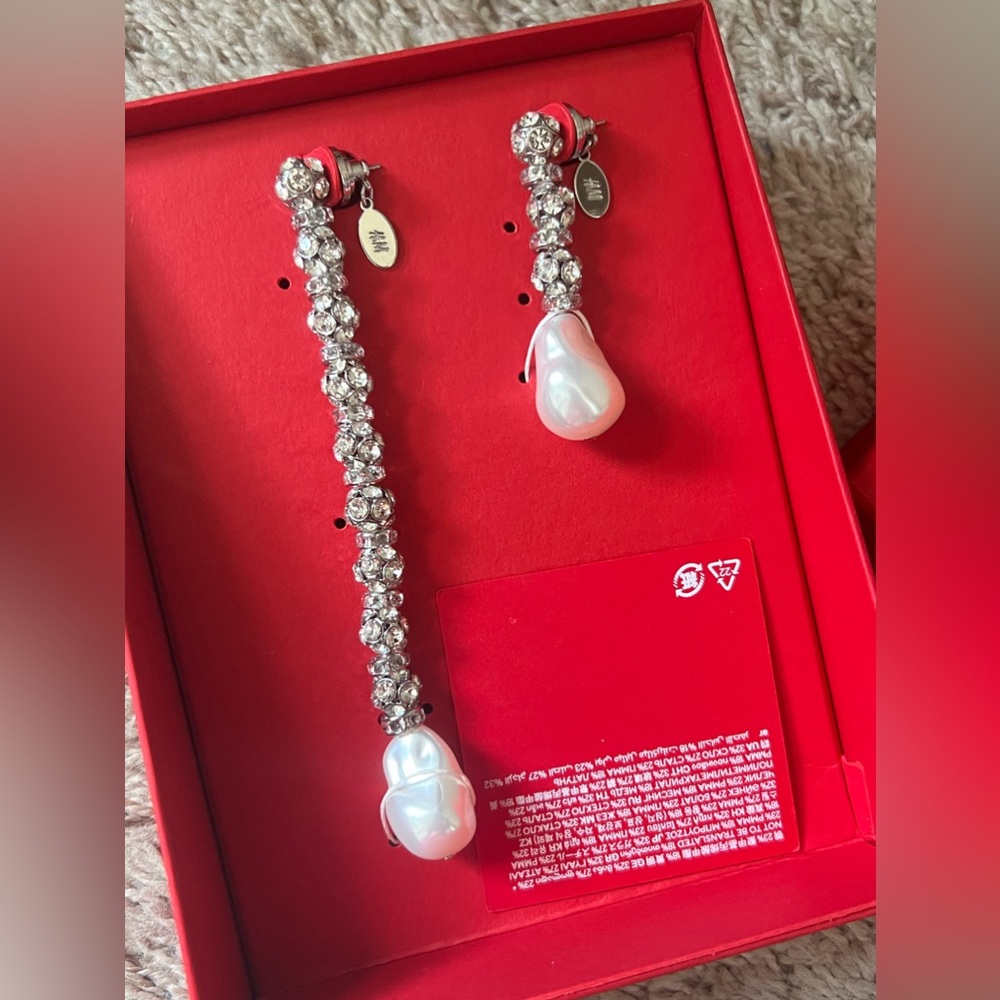 NEW Magda Butrym X H&M HM Rhinestone-Chain Pearl Drop Pendant Earrings